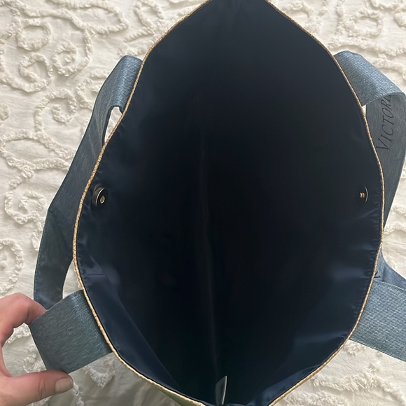 Victoria’s Secret beach bag - Picture 6 of 6